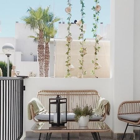 Modern Townhouse In Torrevieja, Costa Blanca Apartment Bagian luar foto